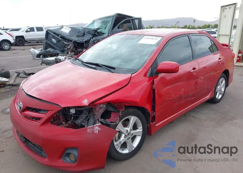 2012 Toyota Corolla S z USA, uszkodzony, nr VIN 2T1BU4EE8CC820927